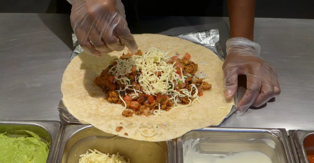 what does chipotle taste like